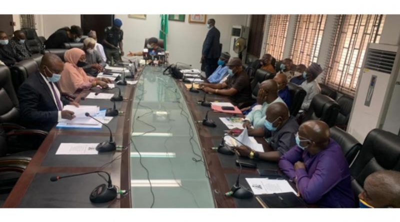 FG signs MOA with NASU, SSANU to end strike 8