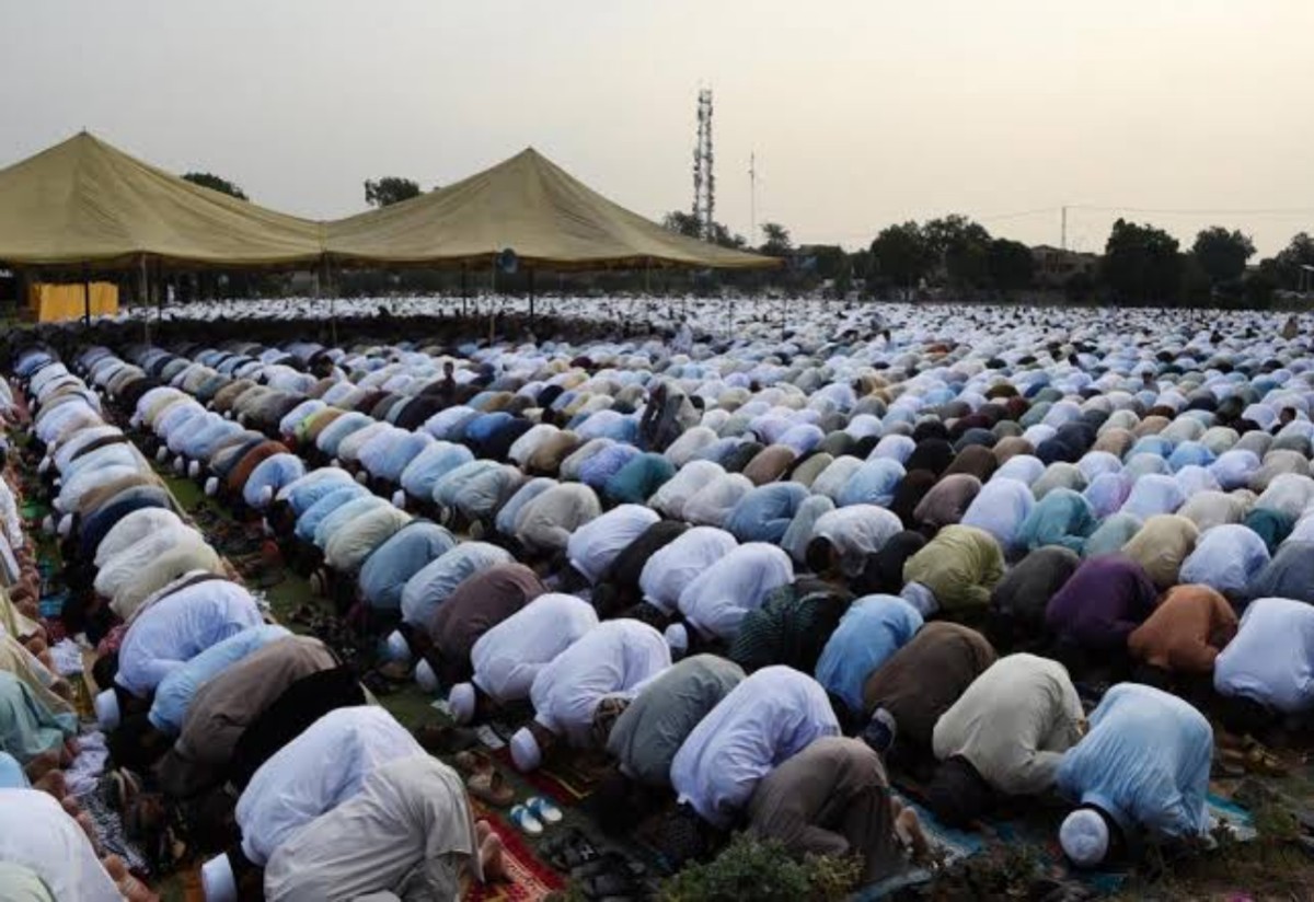 THE SOCIOLOGY OF EID FESTIVALS IN NIGERIA 6