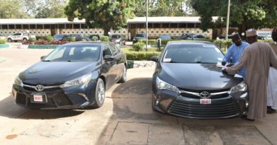 Eminent ABU Alumnus donates two vehicles to alma mater 4