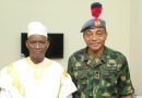 Commandant visits, commends ABU professor for returning over ₦1.1M to NDA 2